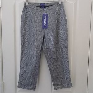 FINAL MARKDOWN Ladies' NWT Gareden Polyurethane Capris (Various26,27,28,29,30,31